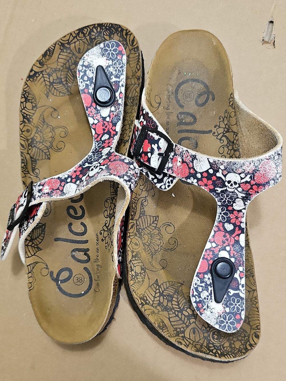 Calceo Women's Black and Pink Floral Skull Toe-Post Sandals